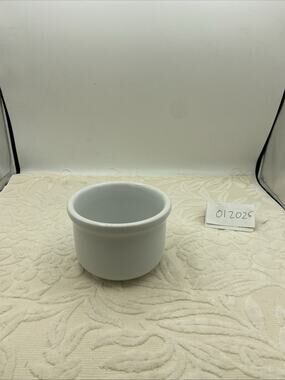 BIA Cordon Bleu Heavy Crock/ Ceramic Bowl 4.5” Diameter 3.5” Tall